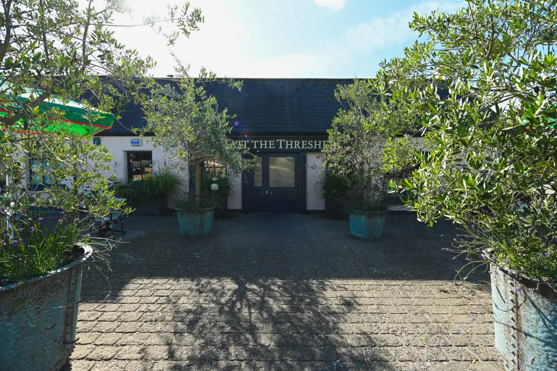 Tree-lined entrance to Matt the Thresher Julianstown